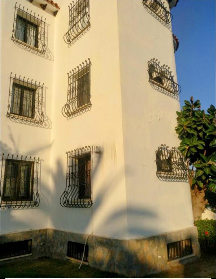 Alojamiento Con Piscina Y Chiringuito Дения Экстерьер фото