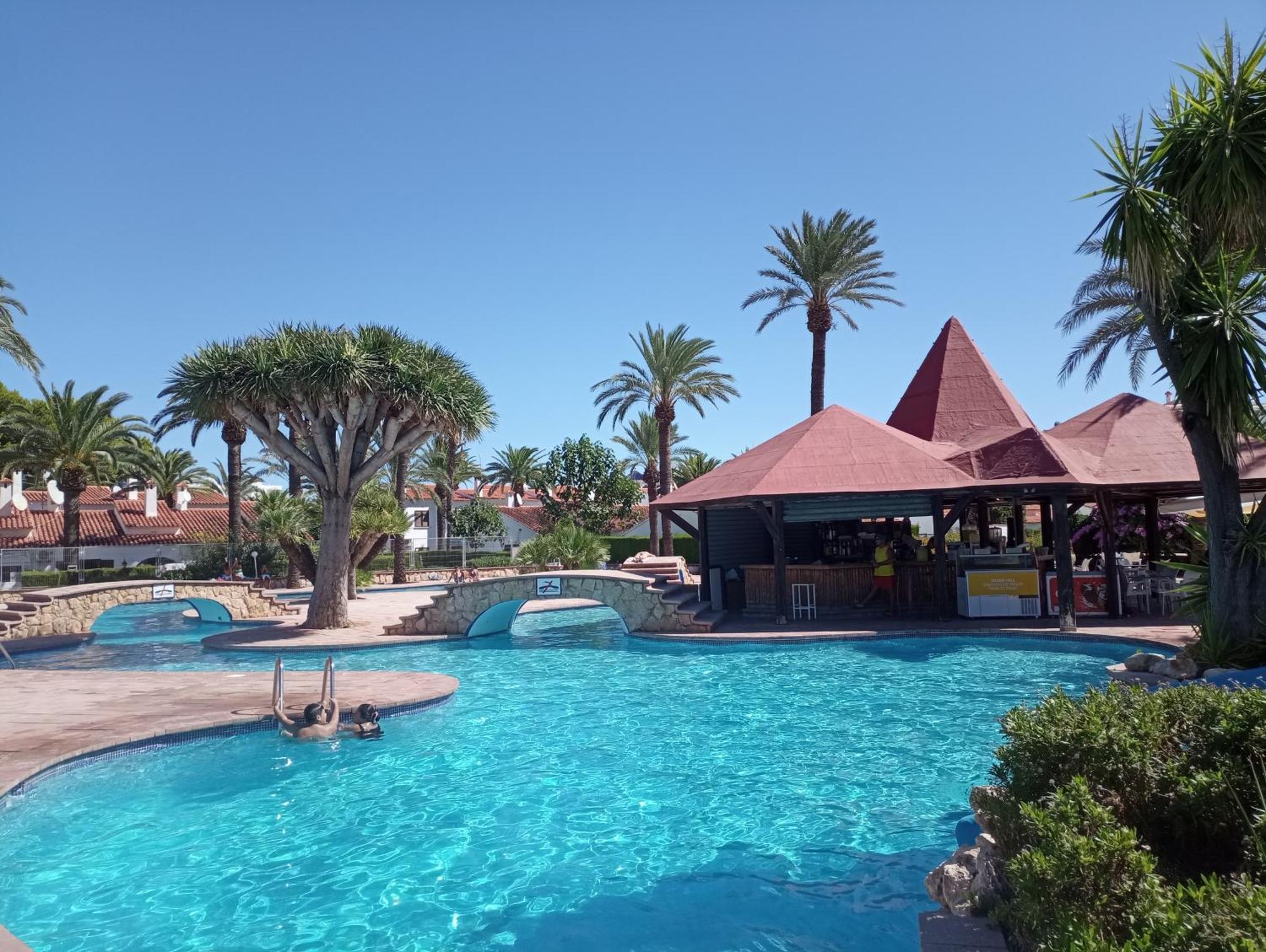 Alojamiento Con Piscina Y Chiringuito Дения Экстерьер фото